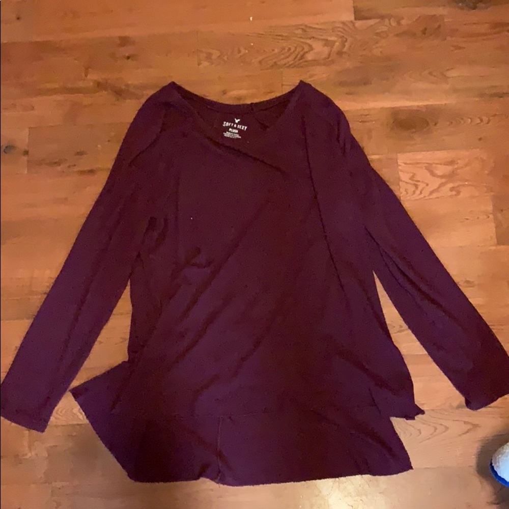 NWOT AEO maroon long sleeve shirt